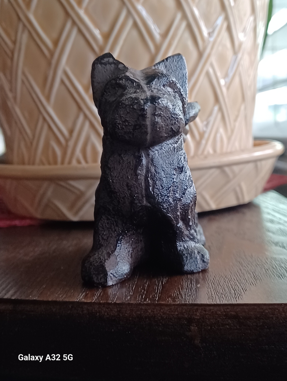 Small 2.5 Cast Iron Scottish Terrier with Wings Dog Figurine Paperweight - Picture 2 of 5